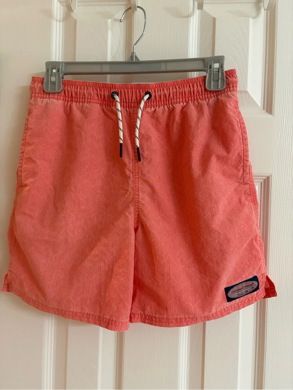 Vineyard Vines Men's Coral Drawstring Swim Hybrids